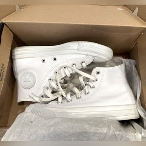 White leather Converse Chuck Taylor